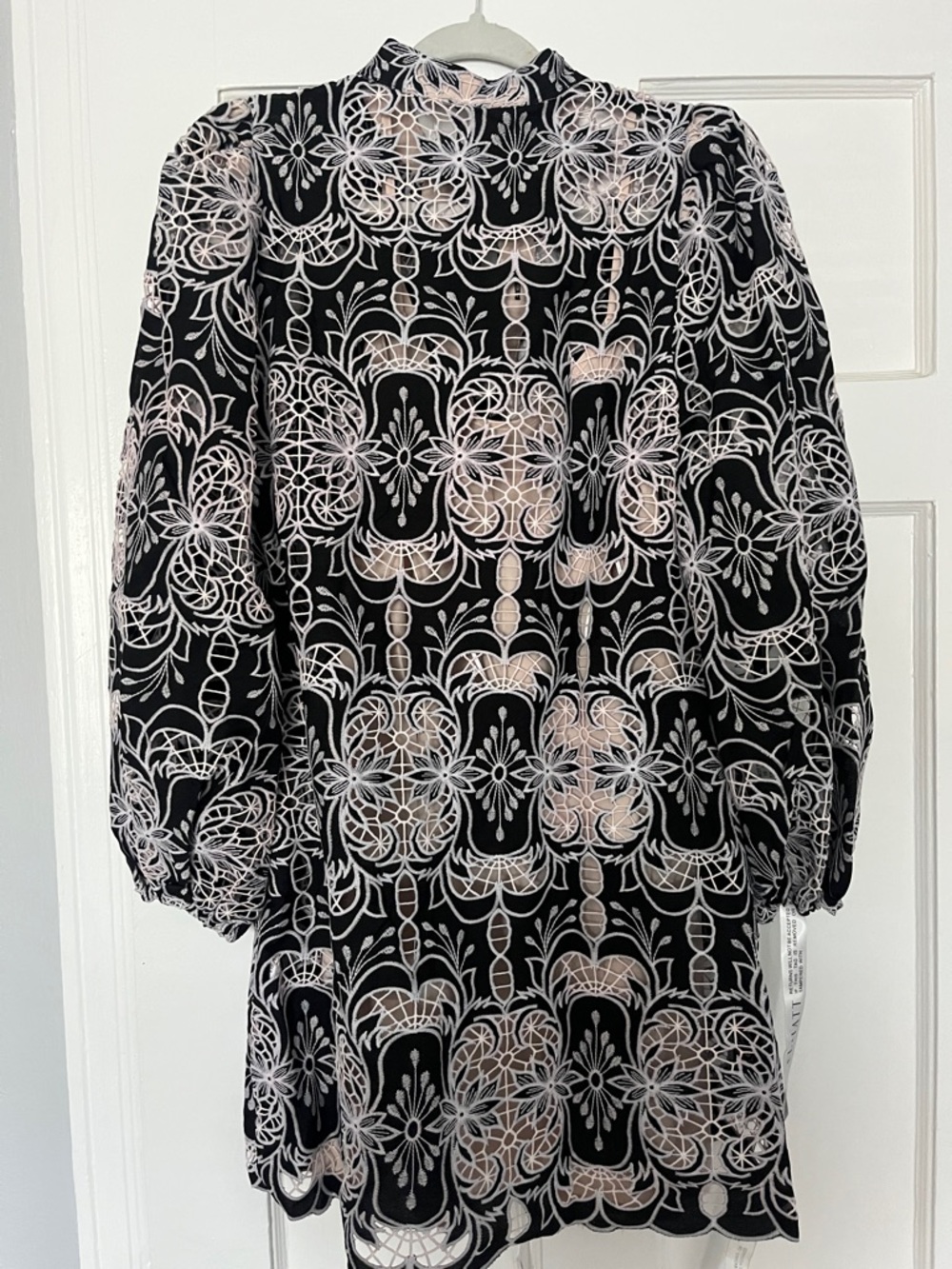 Elliatt Blk/wht eyelet Jolie long sleeve mini dress w slip NWT SZ M - Picture 7 of 8